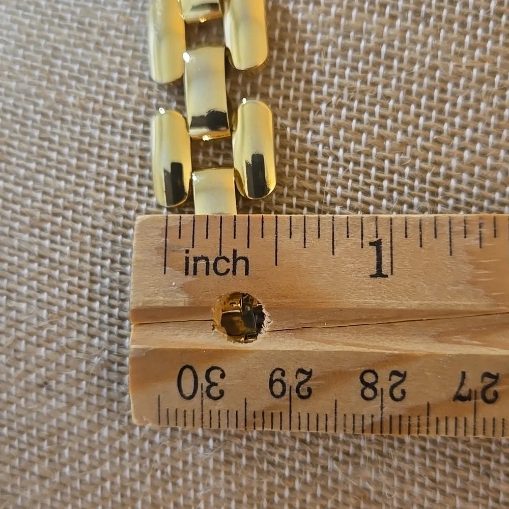 Vintage Unsigned Gold-tone Metallic Choker - Picture 5 of 10